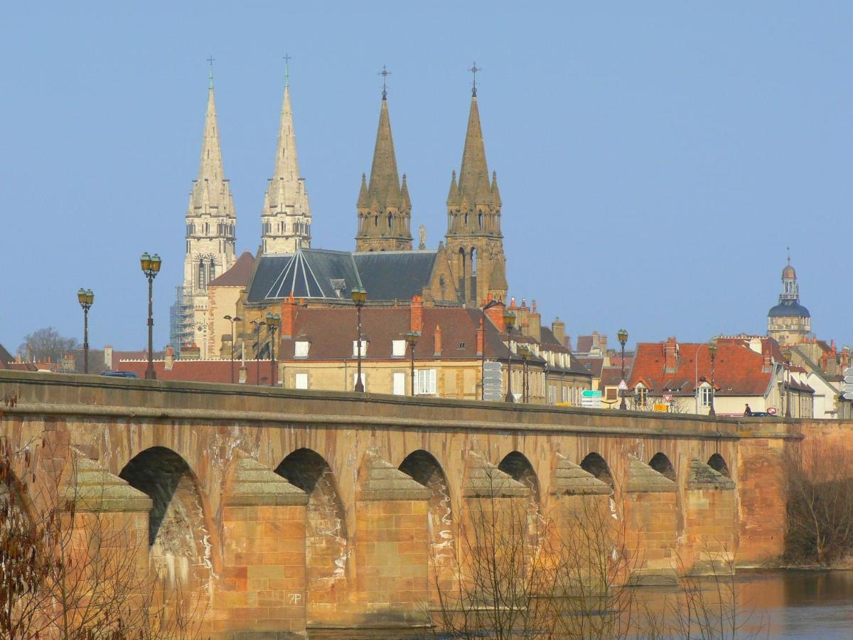 Appt "Coeur Moulinois" Apartment Moulins  Luaran gambar